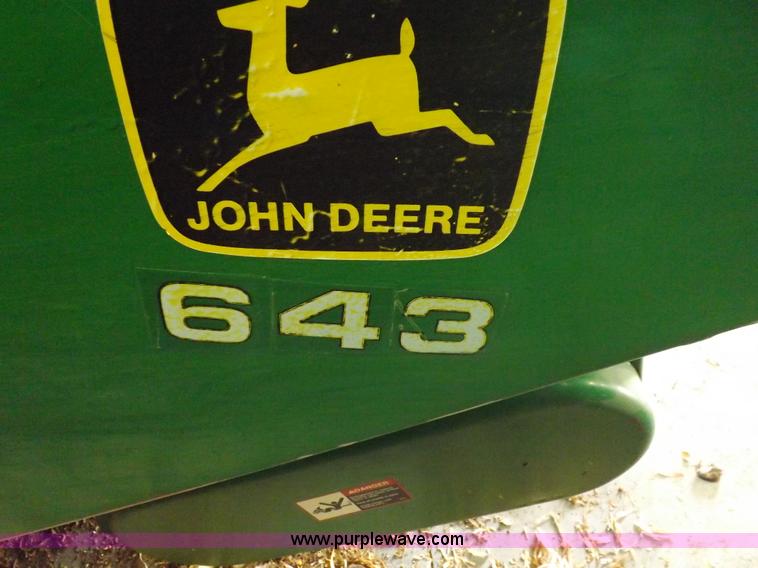 image for item K3845 John Deere 643 corn head