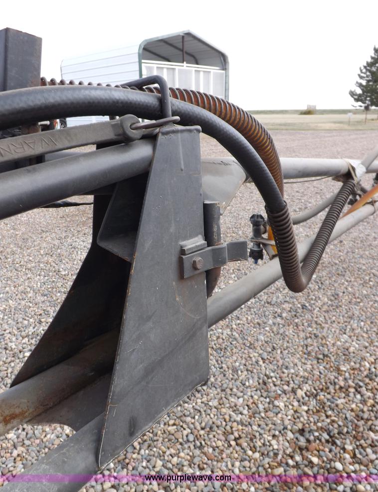 image for item K3846 Melroe Spra-Coupe 220 self-propelled sprayer