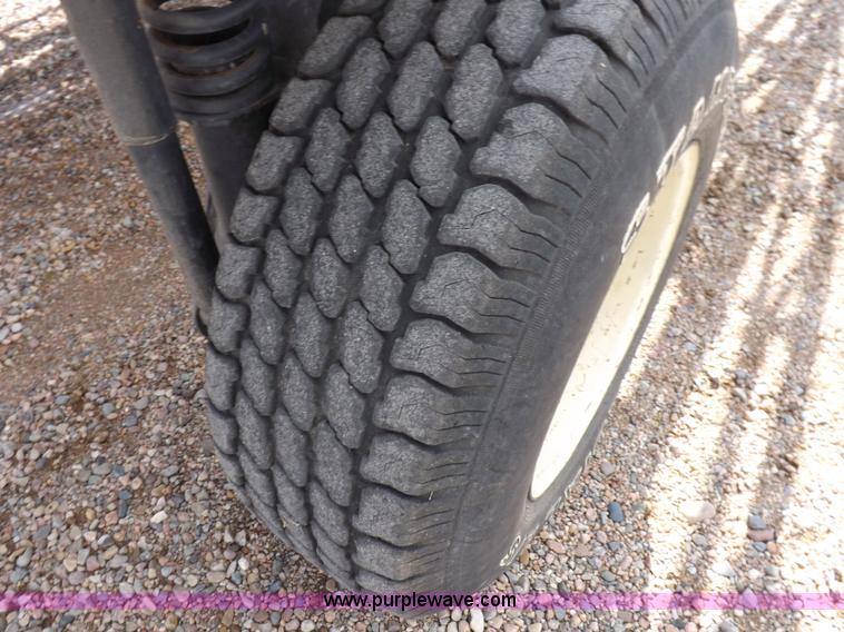 image for item K3846 Melroe Spra-Coupe 220 self-propelled sprayer