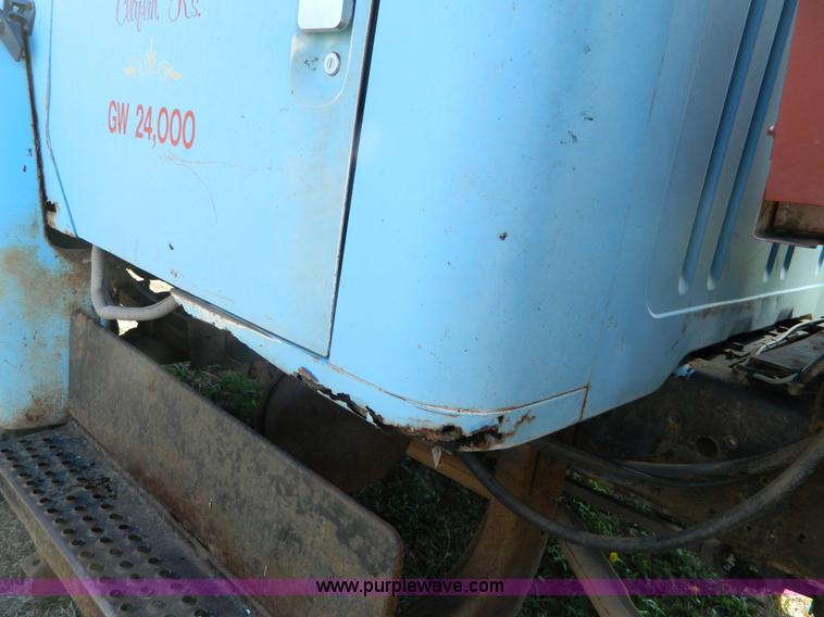 image for item K8025 1979 International feed truck