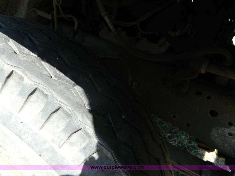 image for item K8025 1979 International feed truck