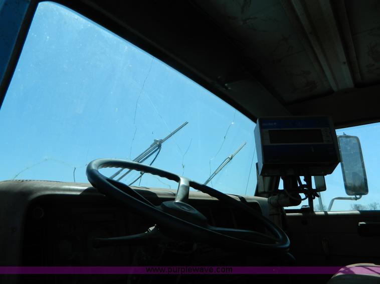 image for item K8025 1979 International feed truck