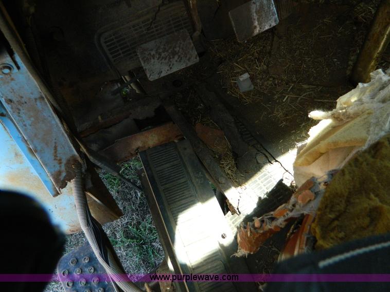 image for item K8025 1979 International feed truck