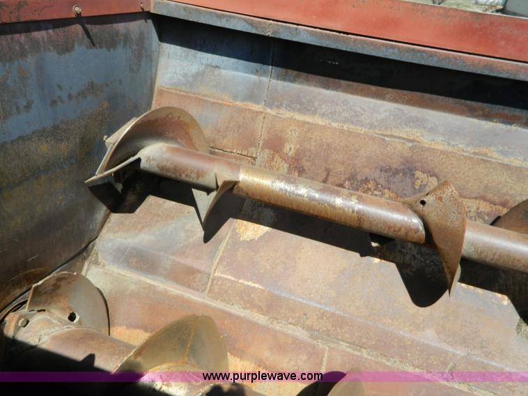 image for item K8025 1979 International feed truck