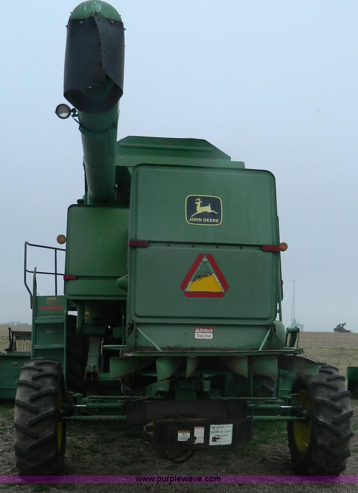 image for item K8031 1984 John Deere 6620 Turbo combine