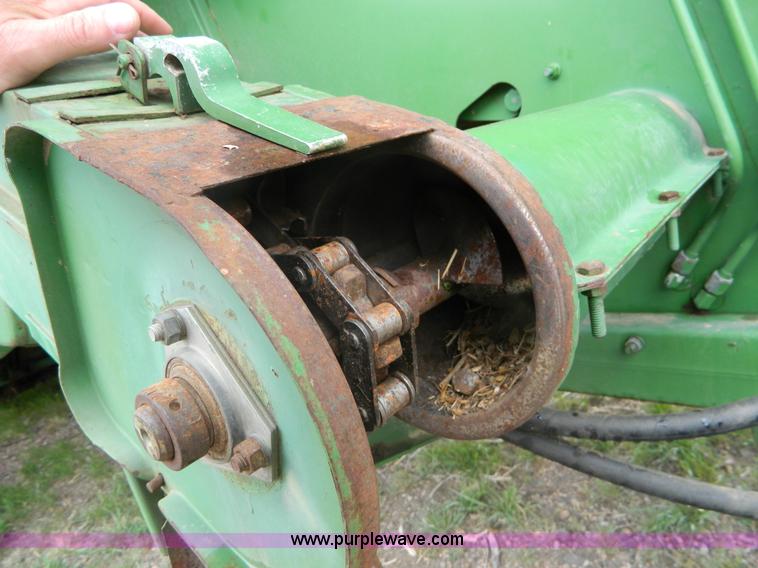 image for item K8031 1984 John Deere 6620 Turbo combine