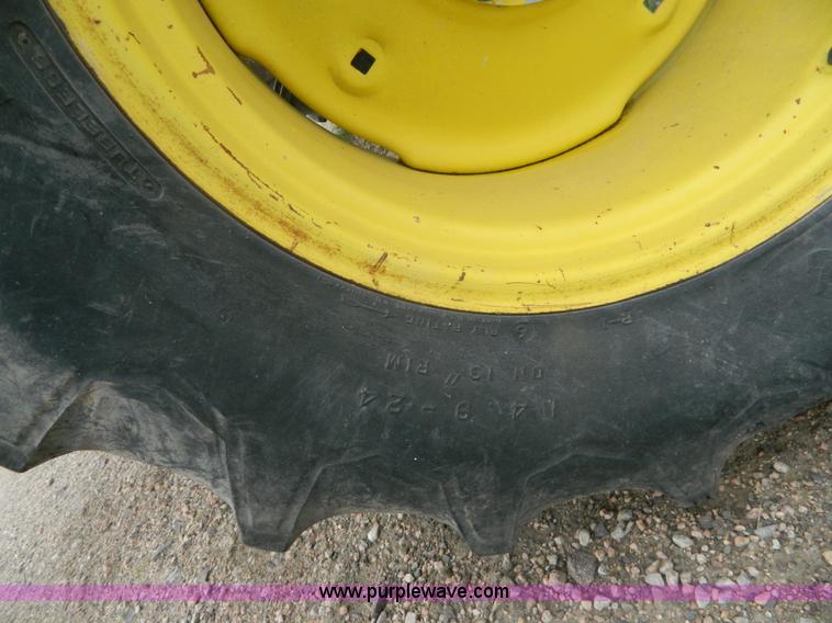 image for item K8031 1984 John Deere 6620 Turbo combine