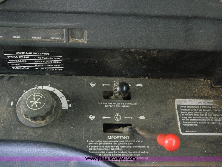 image for item K8031 1984 John Deere 6620 Turbo combine