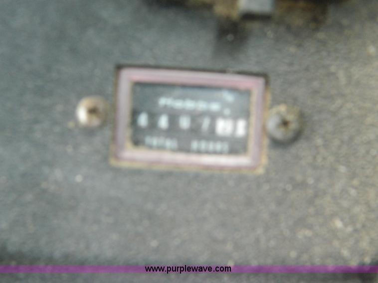 image for item K8031 1984 John Deere 6620 Turbo combine