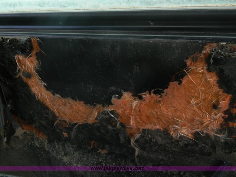 image for item K8031 1984 John Deere 6620 Turbo combine