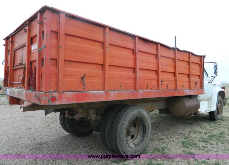 image for item K8035 1978 GMC 6000 grain truck