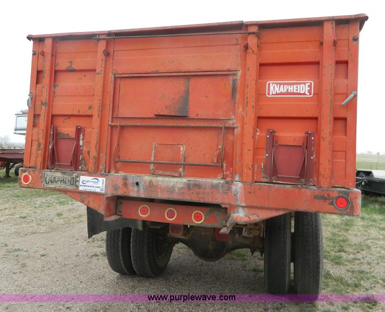 image for item K8035 1978 GMC 6000 grain truck