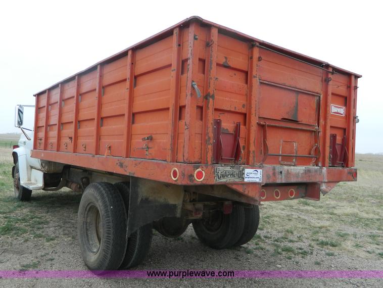 image for item K8035 1978 GMC 6000 grain truck