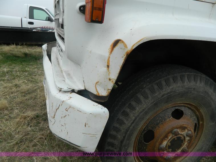 image for item K8035 1978 GMC 6000 grain truck