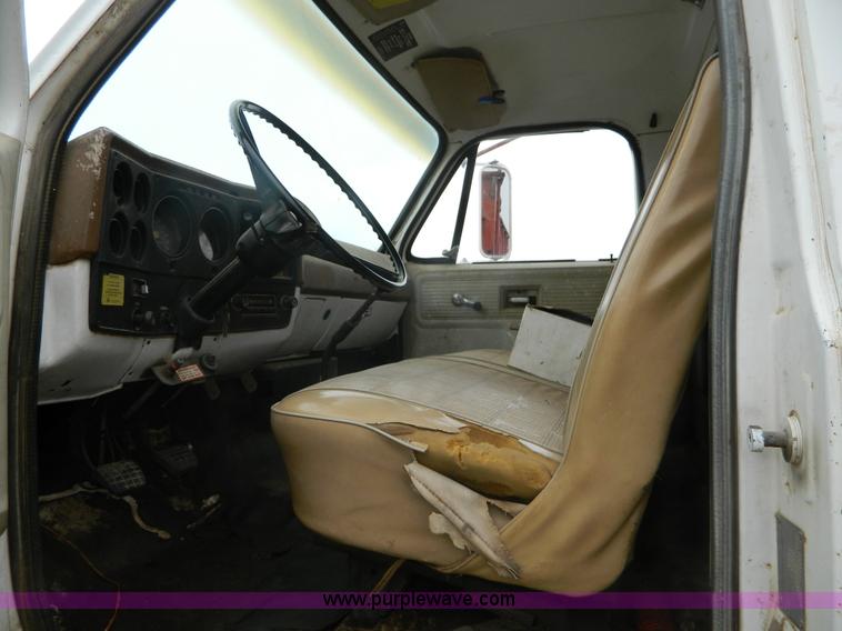 image for item K8035 1978 GMC 6000 grain truck