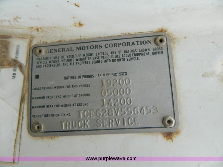 image for item K8035 1978 GMC 6000 grain truck