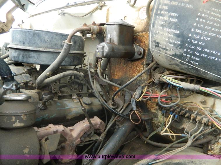 image for item K8035 1978 GMC 6000 grain truck