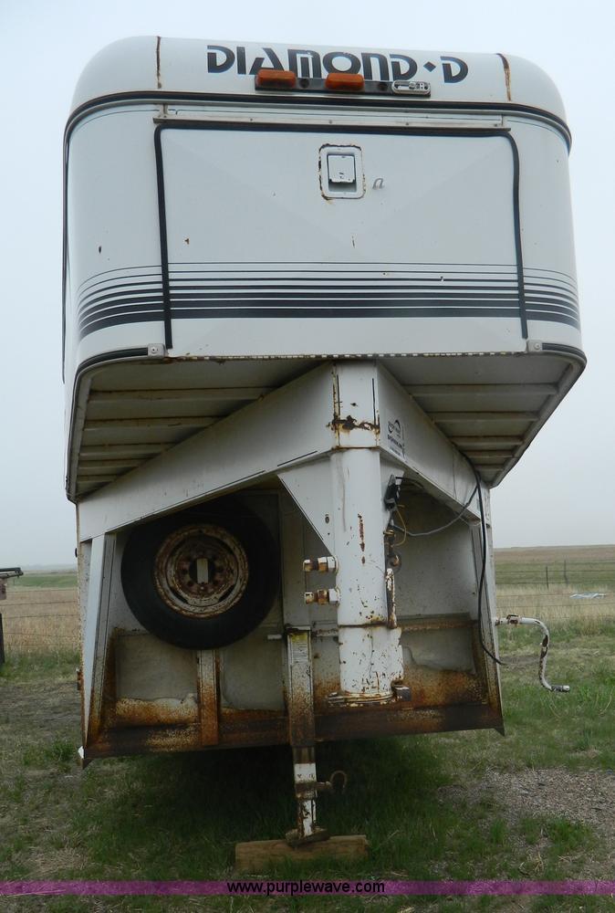 image for item K8037 1993 Diamond D gooseneck livestock trailer