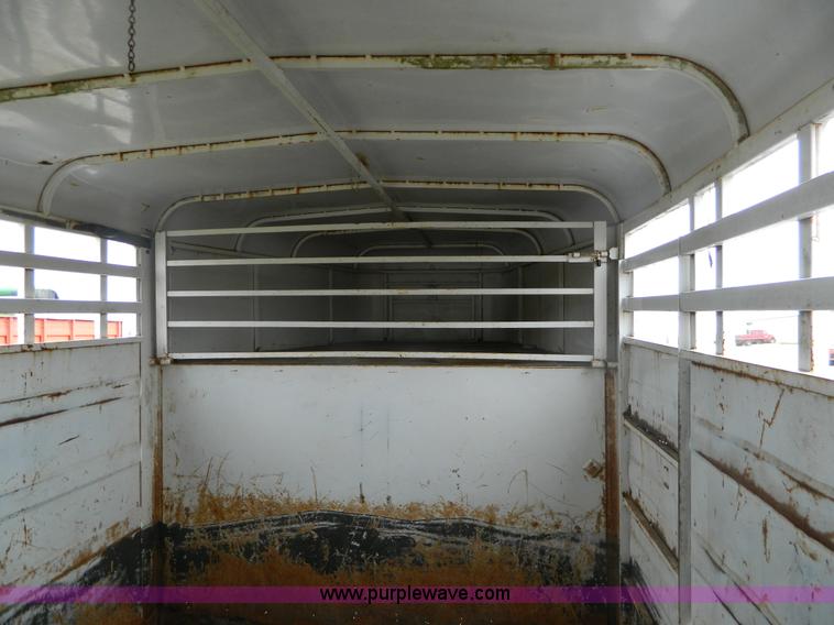 image for item K8037 1993 Diamond D gooseneck livestock trailer