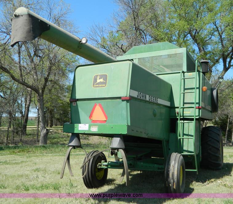 image for item K8047 1980 John Deere 6620 Turbo combine