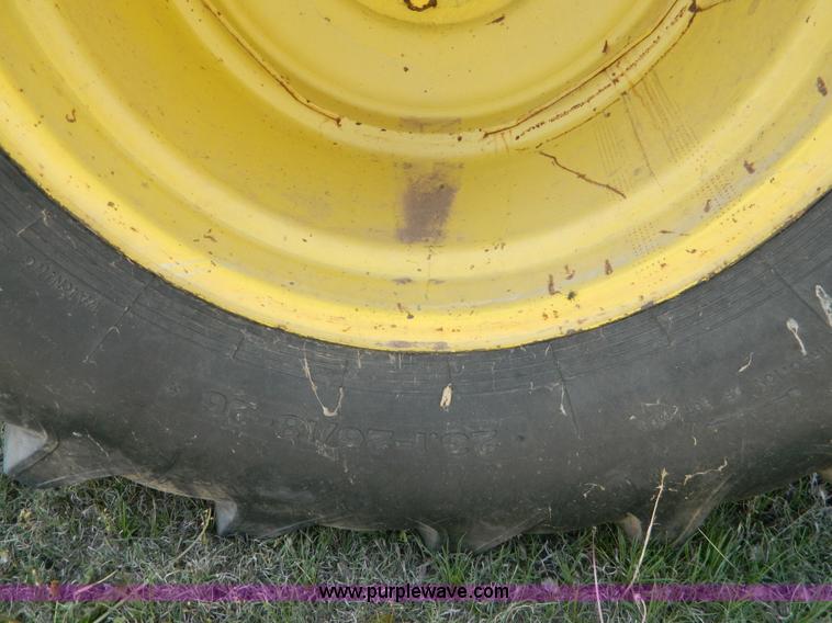 image for item K8047 1980 John Deere 6620 Turbo combine