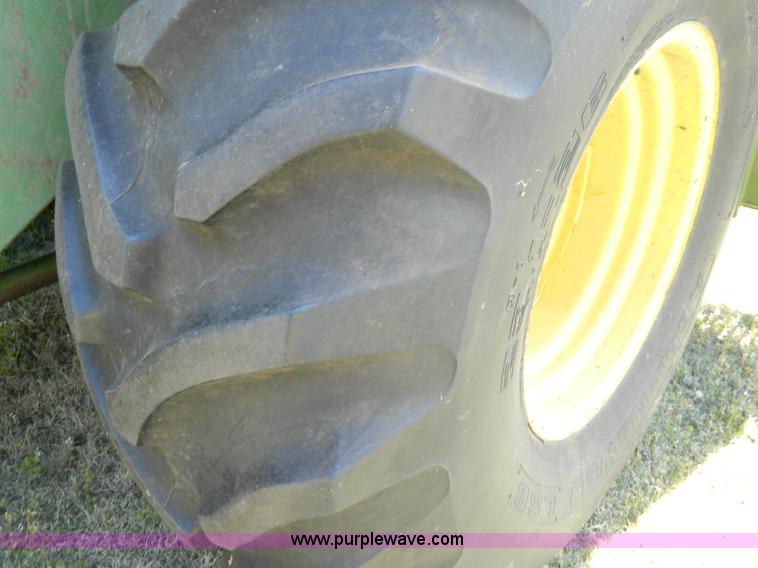 image for item K8047 1980 John Deere 6620 Turbo combine