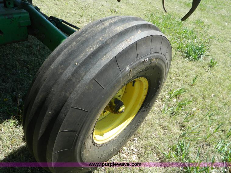 image for item K8047 1980 John Deere 6620 Turbo combine