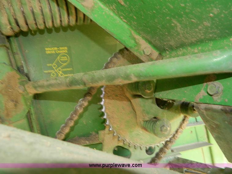 image for item K8047 1980 John Deere 6620 Turbo combine