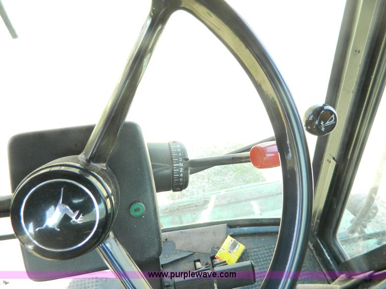 image for item K8047 1980 John Deere 6620 Turbo combine