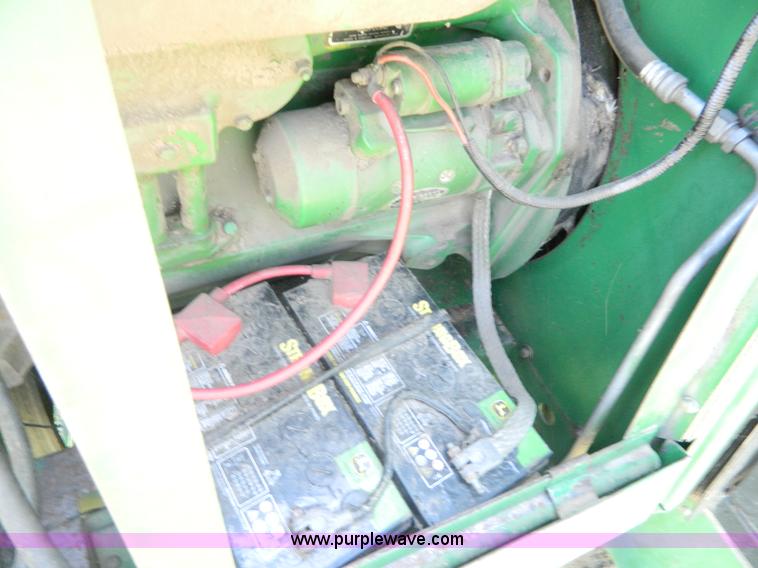 image for item K8047 1980 John Deere 6620 Turbo combine