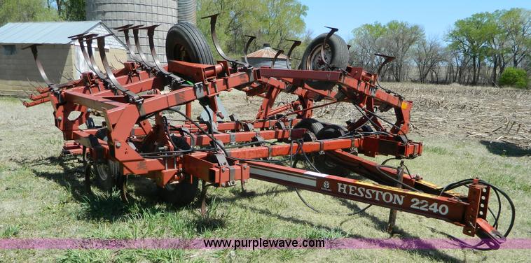 image for item K8051 Hesston 2240 field cultivator