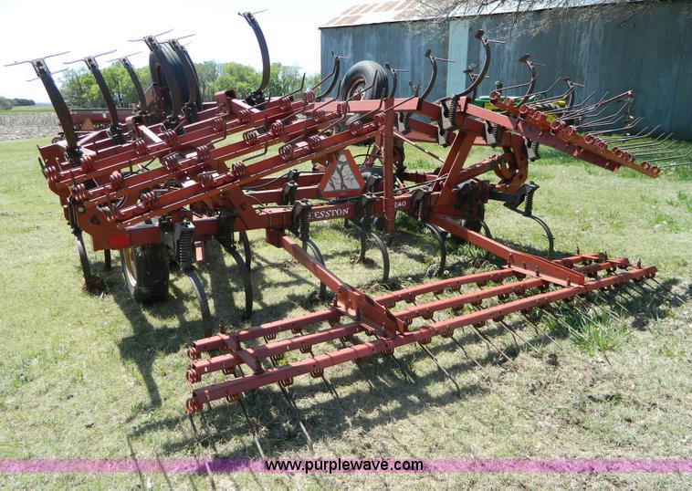 image for item K8051 Hesston 2240 field cultivator
