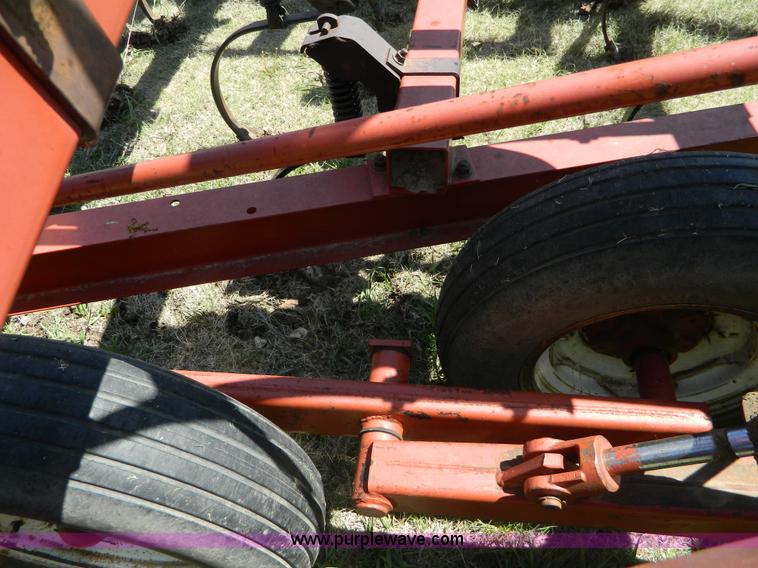 image for item K8051 Hesston 2240 field cultivator