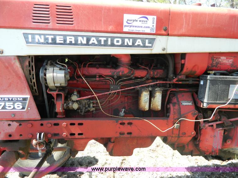 image for item K8053 1969 International 756 tractor