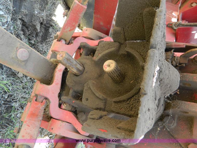 image for item K8053 1969 International 756 tractor