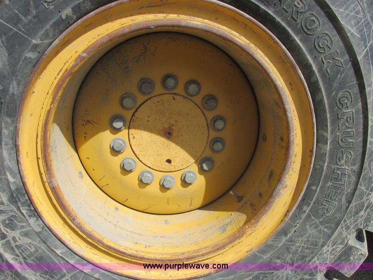 image for item A8778 1998 John Deere 770CH motor grader