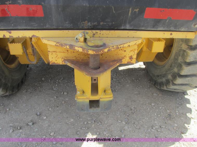 image for item A8778 1998 John Deere 770CH motor grader