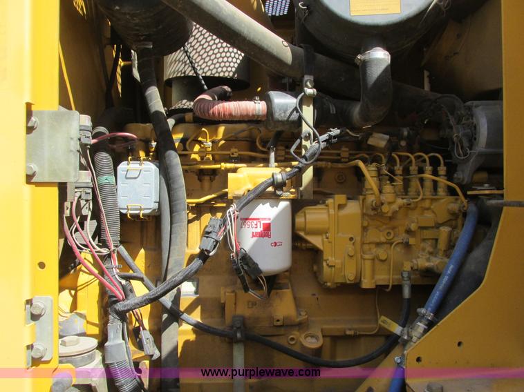 image for item A8778 1998 John Deere 770CH motor grader