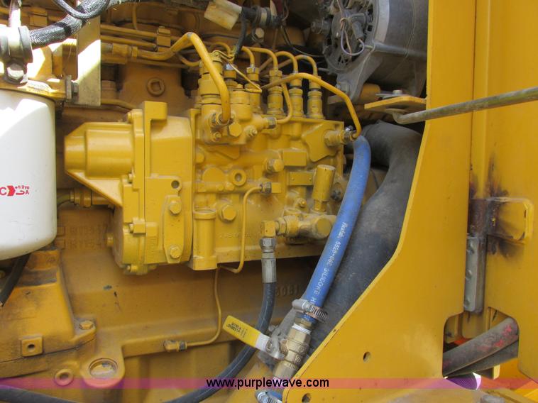 image for item A8778 1998 John Deere 770CH motor grader