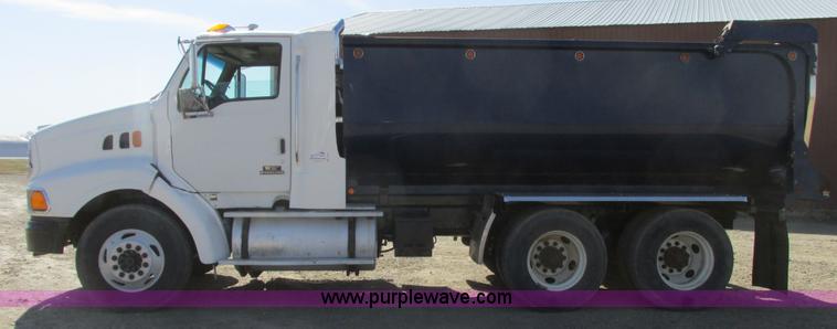 image for item A8783 2002 Sterling AT9500 dump truck
