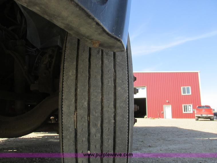 image for item A8783 2002 Sterling AT9500 dump truck