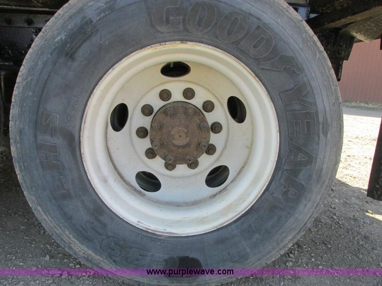 image for item A8783 2002 Sterling AT9500 dump truck