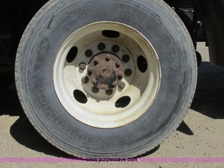 image for item A8783 2002 Sterling AT9500 dump truck