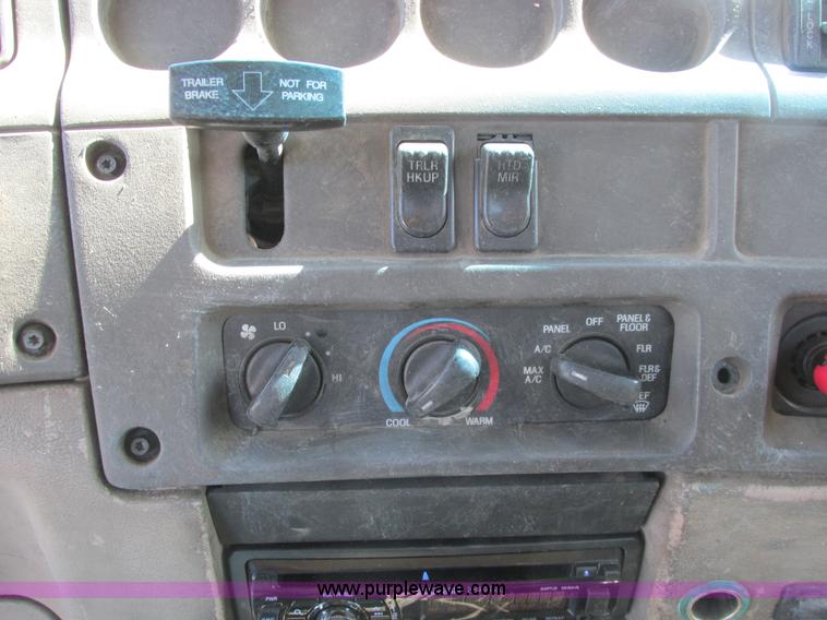 image for item A8783 2002 Sterling AT9500 dump truck