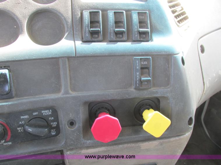 image for item A8783 2002 Sterling AT9500 dump truck