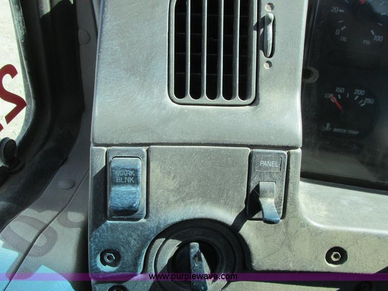 image for item A8783 2002 Sterling AT9500 dump truck