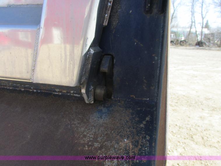 image for item A8783 2002 Sterling AT9500 dump truck