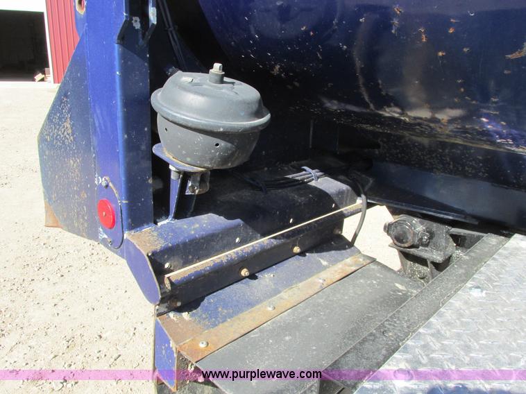 image for item A8783 2002 Sterling AT9500 dump truck