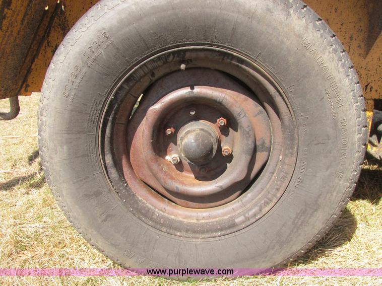 image for item A8785 Rosco RA-2000 pot hole patcher