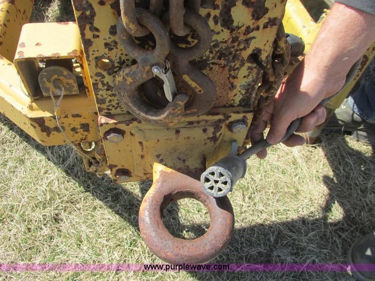 image for item A8785 Rosco RA-2000 pot hole patcher